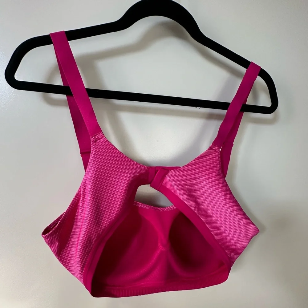 Sports bra - Picture 3 of 3